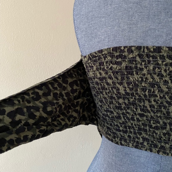 Hollister Women’s Green Printed Tube Top Size S - Picture 14 of 14